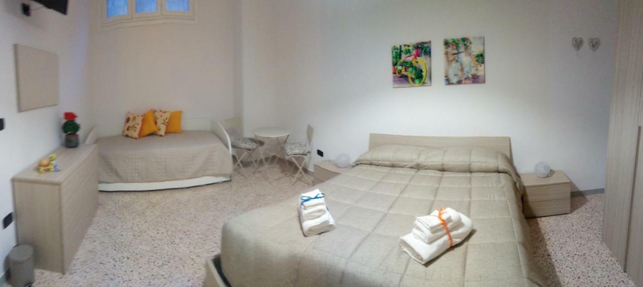 B&B Malaga Salerno Dış mekan fotoğraf